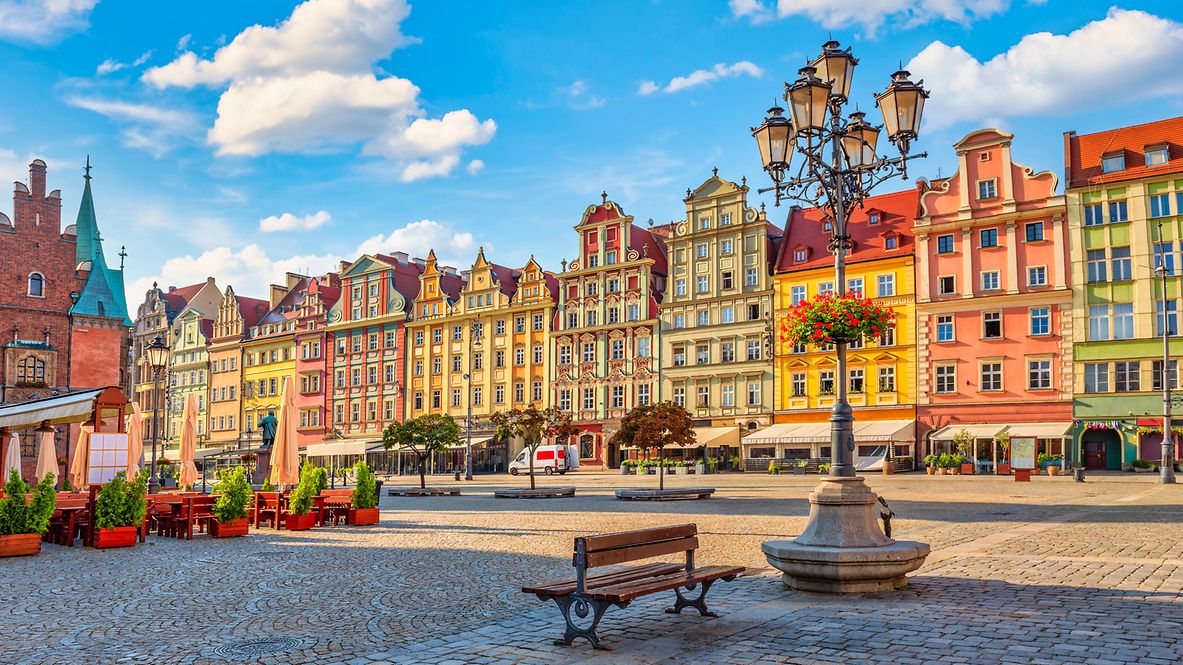 Marktplatz in der Altstadt von Breslau im Sommer, Polen
