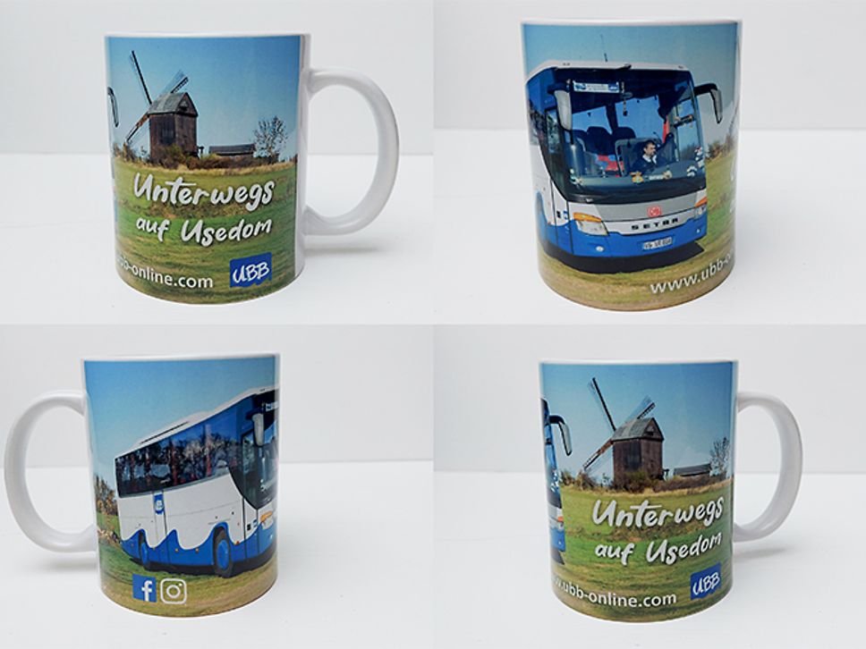 Vier UBB-Tassen mit verschiedenen Designs